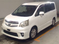 2012 Toyota Noah