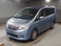 2013 Nissan Serena