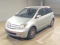 2005 Toyota IST
