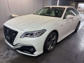 2019 Toyota Crown Hybrid