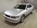 2000 Nissan Laurel