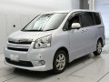2009 Toyota Noah