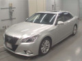 2014 Toyota Crown Hybrid