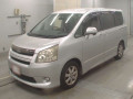 2009 Toyota Noah