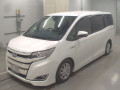 2017 Toyota Noah