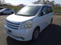 2008 Toyota Noah