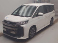 2022 Toyota Noah