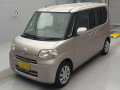 2011 Daihatsu Tanto