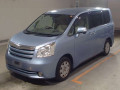 2010 Toyota Noah