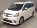 2010 Toyota Noah