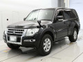2016 Mitsubishi Pajero