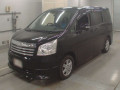 2007 Toyota Noah