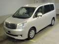 2013 Toyota Noah