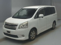 2009 Toyota Noah