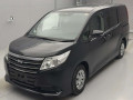 2016 Toyota Noah