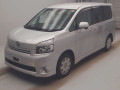 2009 Toyota Voxy