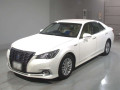 2016 Toyota Crown Hybrid