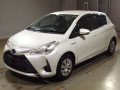 2017 Toyota Vitz
