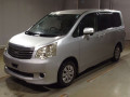 2013 Toyota Noah