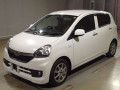 2017 Daihatsu Mira e:S