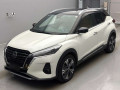 2021 Nissan KIX