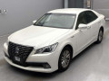 2013 Toyota Crown Hybrid