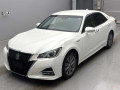 2017 Toyota Crown Hybrid