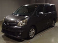 2010 Toyota Noah