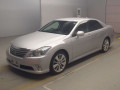 2010 Toyota Crown Hybrid