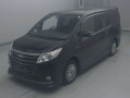 2015 Toyota Noah