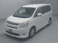 2008 Toyota Noah