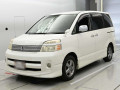 2006 Toyota Voxy