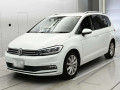 2018 Volkswagen Golf Touran