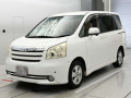 2009 Toyota Noah