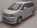 2009 Toyota Voxy