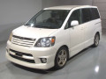 2003 Toyota Noah