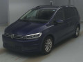 2016 Volkswagen Golf Touran
