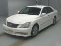 2005 Toyota Crown