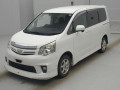 2013 Toyota Noah