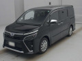2021 Toyota Voxy