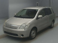 2005 Toyota Raum