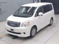 2013 Toyota Noah