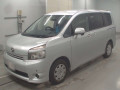 2010 Toyota Voxy