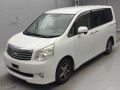 2013 Toyota Noah