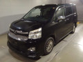 2013 Toyota Voxy