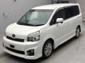 2013 Toyota Voxy