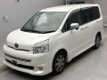 2009 Toyota Voxy