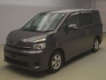 2011 Toyota Voxy