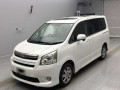 2009 Toyota Noah