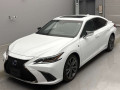 2019 Lexus ES